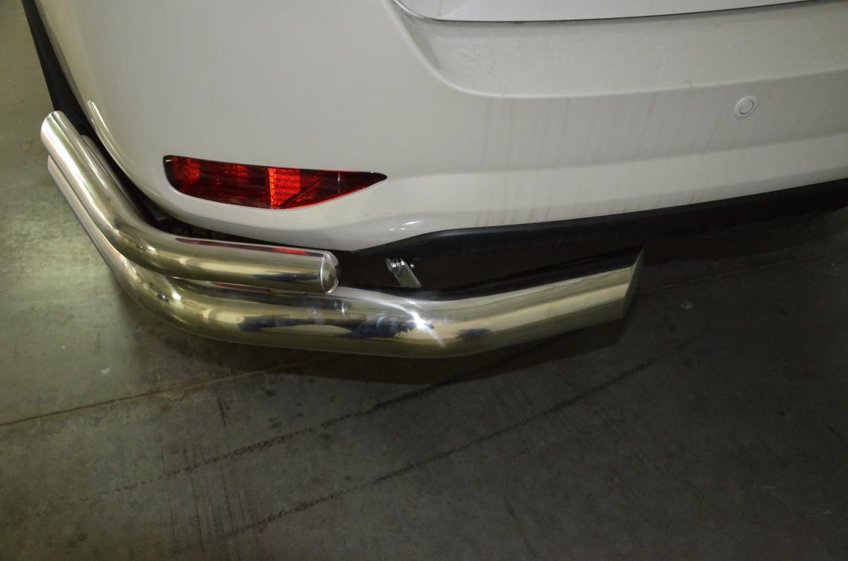 Защита заднего бампера двойная угловая для автомобиля TOYOTA Fortuner 2017. TF.17.20, Россия