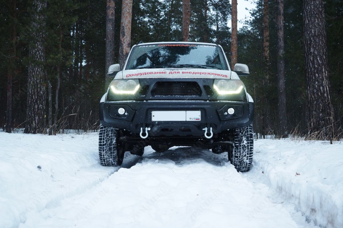 ABC.UAZ.FB.02B БАМПЕР АВС-ДИЗАЙН ПЕРЕДНИЙ UAZ ПАТРИОТ/ПИКАП/КАРГО 2005- (С ОПТИКОЙ)(ЧЕРНЫЙ)