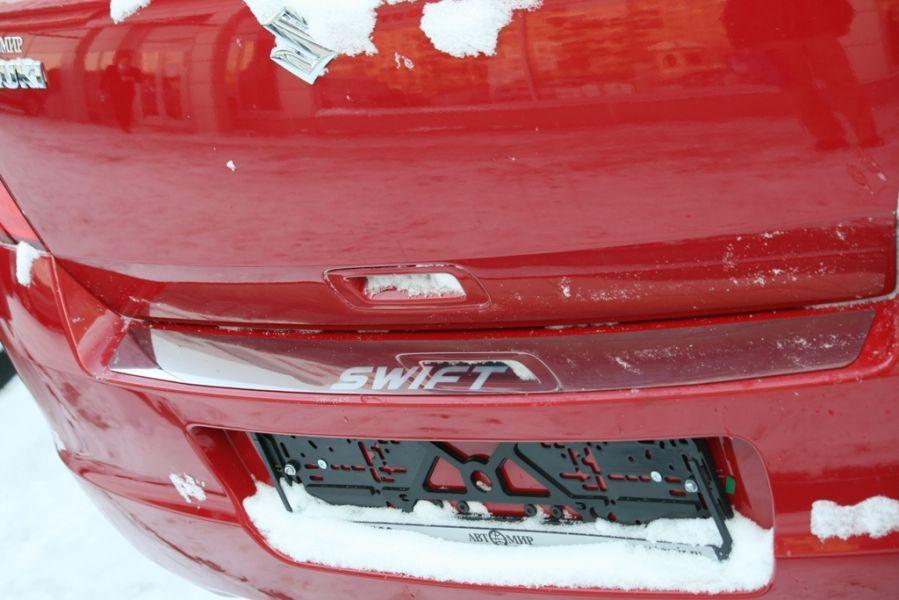 Накладка на наружный порог багажника с логотипом для Suzuki Swift 2007, Союз-96 SUSW.36.3015