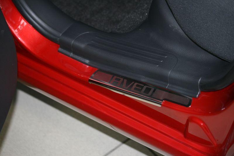 Накладки на внутренние пороги с логотипом на металл для Chevrolet Aveo 2004, Союз-96 CAVE.31.3081