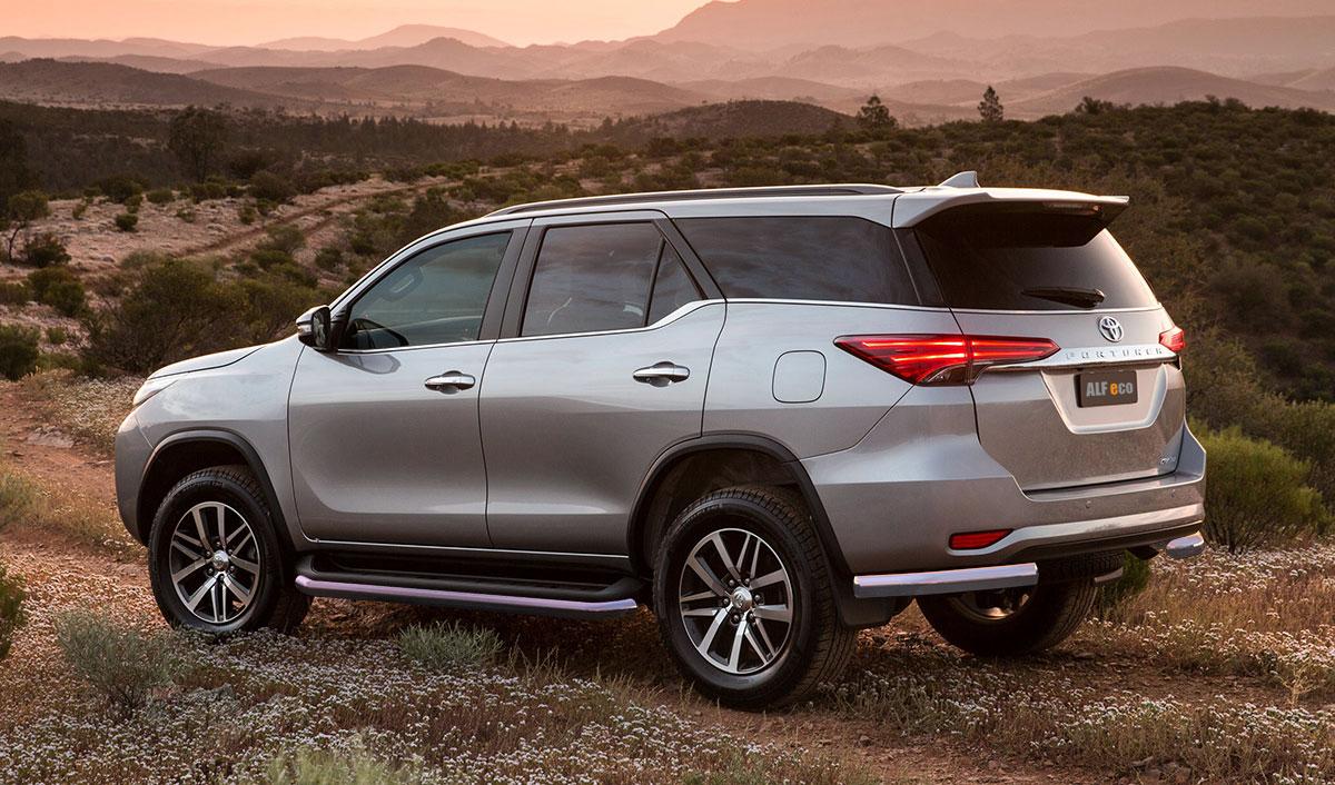 Защита задняя уголки D 76,1 для Toyota Fortuner(Тойота Фортунер), ALFeco арт. TOYFORT-17.11