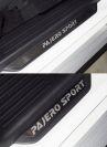 Накладки на пороги вставка (лист шлифованный надпись Pajero Sport )4шт для автомобиля Mitsubishi Pajero Sport 2021- TCC Тюнинг арт. MITPASPOR21-08
