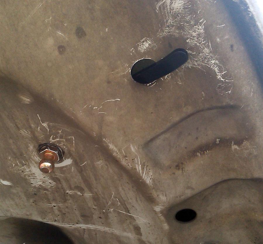 Упор капота Kia Cerato II, Autoinnovation upr-10-04