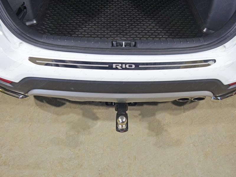 Накладка на задний бампер (лист зеркальный надпись RIO) для автомобиля Kia Rio X-Line 2017-