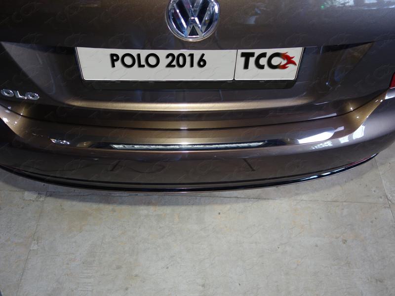 Накладка на задний бампер (лист зеркальный) для автомобиля Volkswagen Polo 2016-