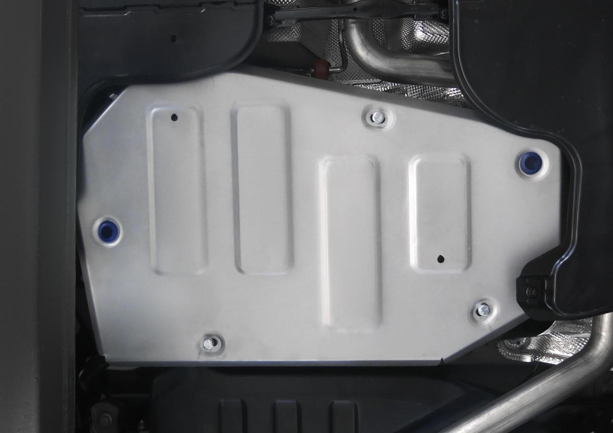 Защита топливного бака Rival для Audi Q3 II FWD 2018-н.в., штампованная, алюминий 3 мм, с крепежом, 333.0354.1