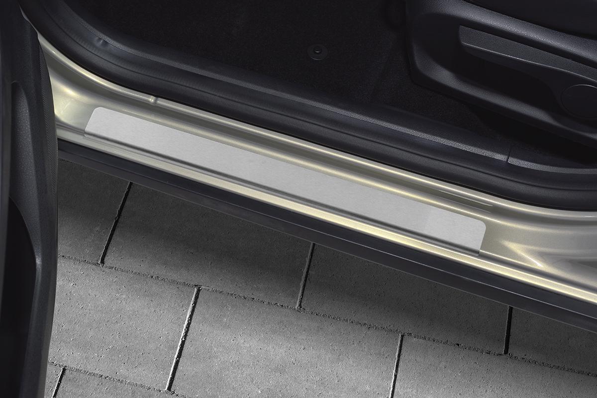 Накладки на пороги RUSSTAL (нерж., шлиф) LDVS15-02 для LADA VESTA 2015-