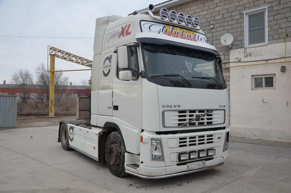 тягач volvo