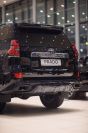 Облицовка заднего бампера в сборе с задней частью выхлопной системы и карбоновыми насадками для Toyota Land Cruiser Prado 2017-2025, MTR, арт. MTR-J150-180273