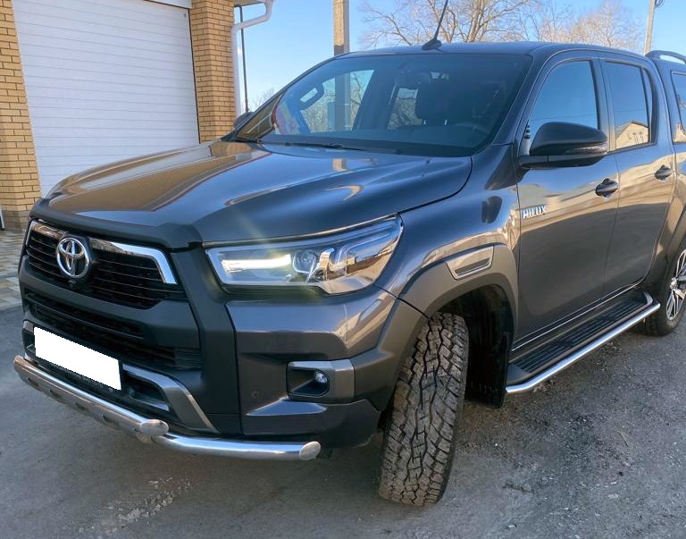 Защита переднего бампера с перемычками для автомобиля TOYOTA Hilux Black Onyx 2020 арт. THL.20.75