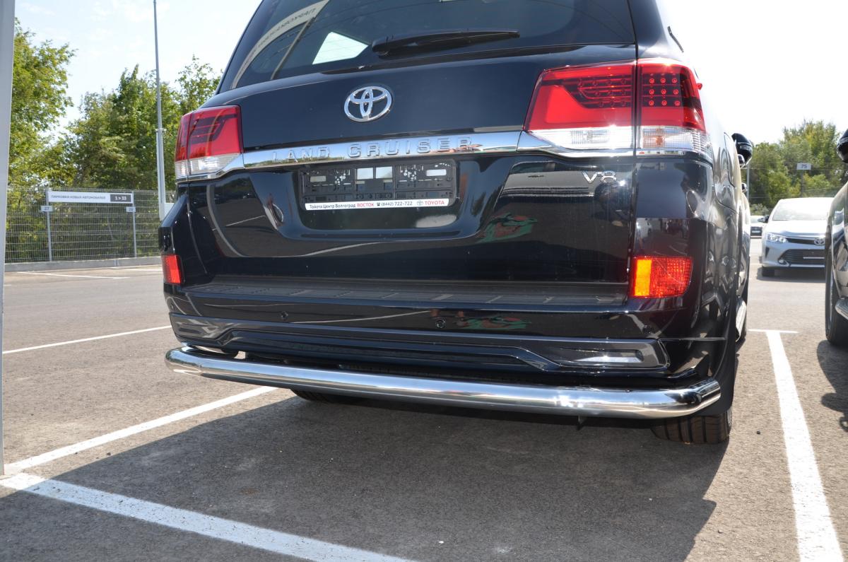 Защита заднего бампера угловая большая для автомобиля TOYOTA Land Cruiser 200 Executive  2016. TLCE200.16.22, Россия