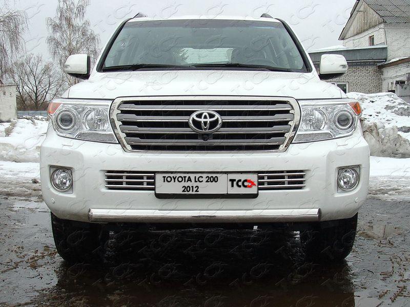 Решётка радиатора 16 мм для автомобиля Toyota Land Cruiser 200 2012-2015, TCC Тюнинг TOYLC20012-05