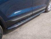 Пороги алюминиевые с пластиковой накладкой (карбон черные) 1820 мм для автомобиля Skoda Kodiaq 2017- TCC Тюнинг арт. SKOKOD17-11BL