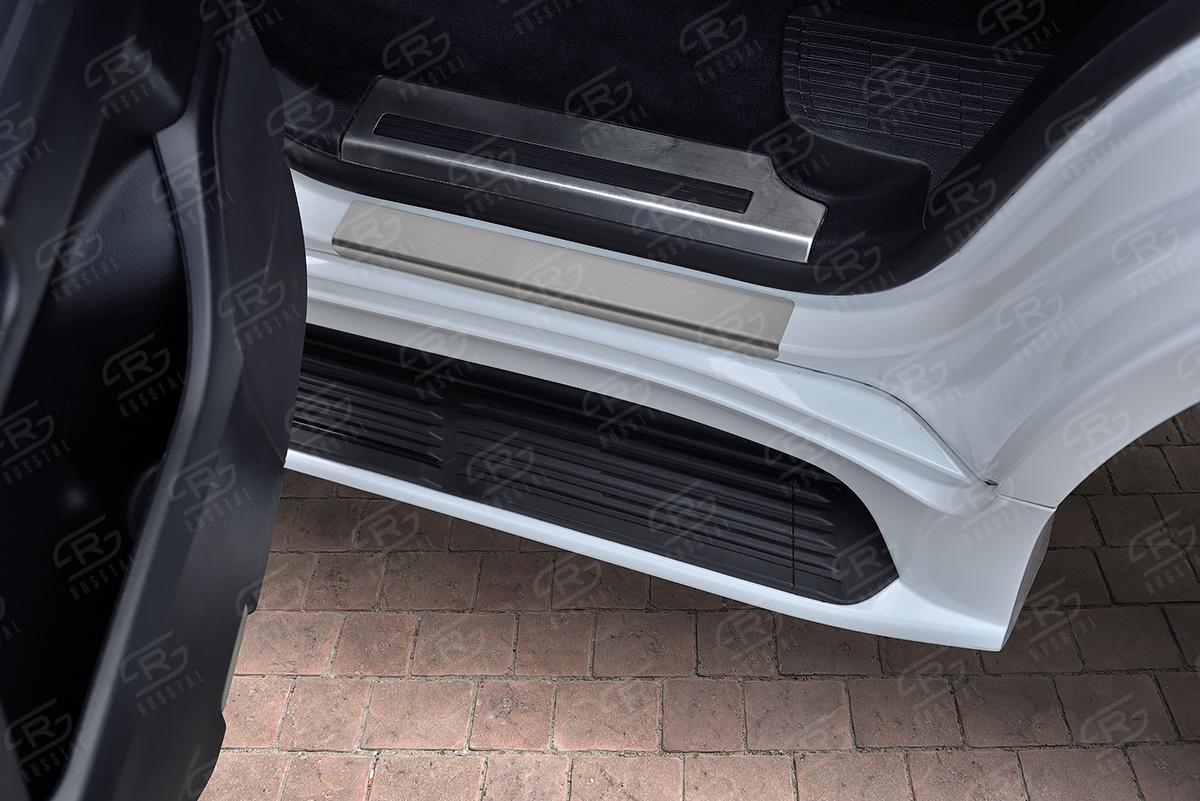 Накладки на пороги RUSSTAL (нерж., шлиф) LEXLX15-02 для LEXUS LX450d-LX570 (not F-Sport) 2015-