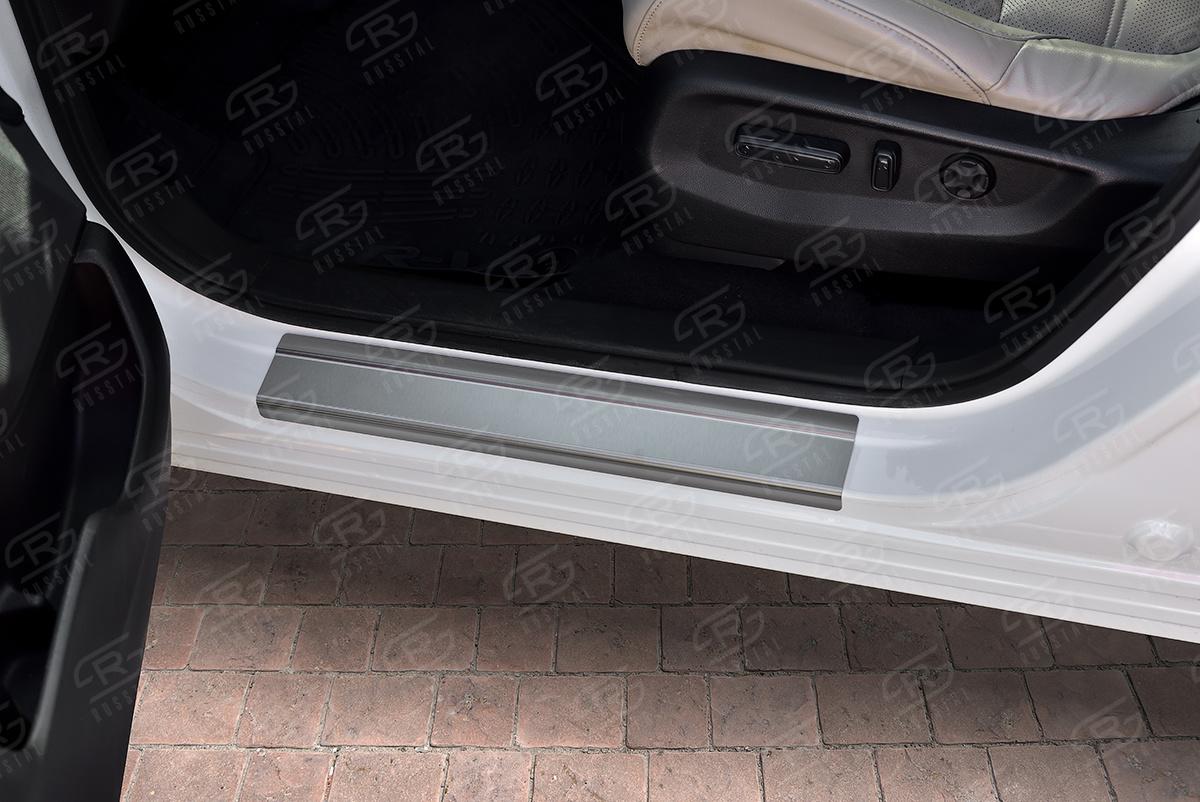 Накладки на пороги RUSSTAL (нерж., шлиф) HCRV17-02 для HONDA CR-V 2017-2020