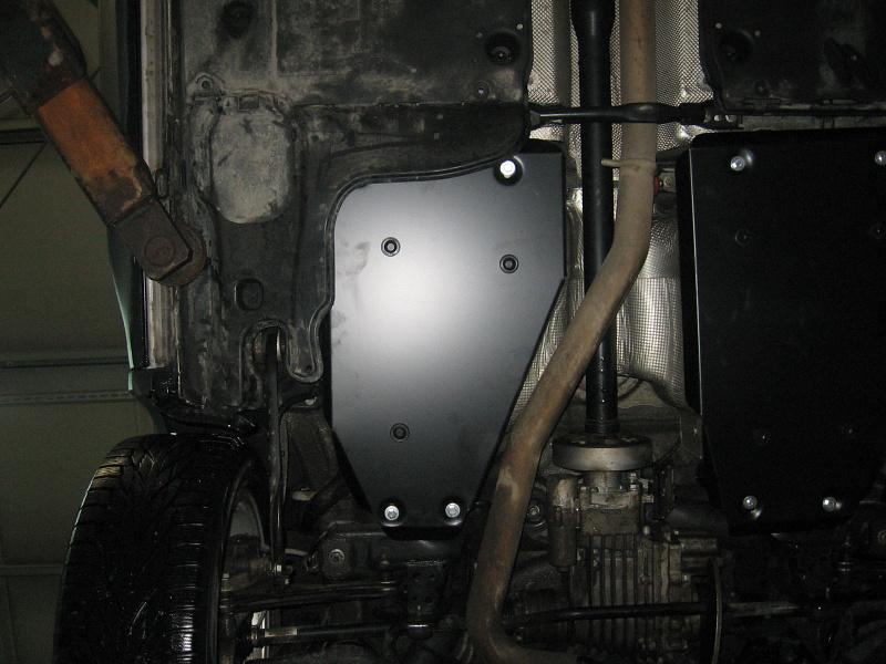 Защита топл. бака для VOLKSWAGEN Tiguan  2017 -, V-1,4; 2,0 MT/АТ; 2,0TD АТ 4WD, Sheriff, сталь 2,5 мм, арт. 26.3731