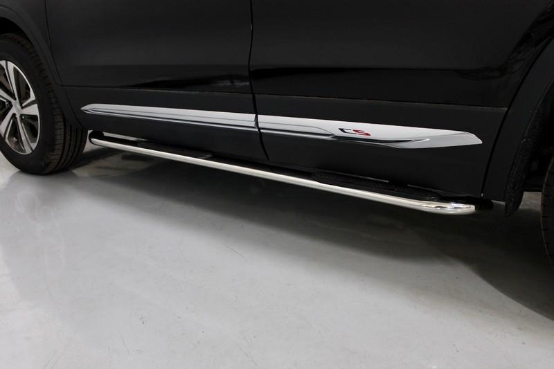 Пороги овальные гнутые с накладкой 75х42 мм для автомобиля Changan CS75 FL 2020 арт. CHANCS7520-14