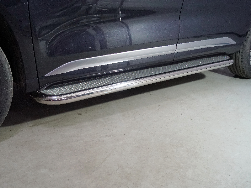 Пороги с площадкой (нерж. лист) 60,3 мм для автомобиля Exeed VX 2.0L 4WD 2021-,TCC Тюнинг ,арт. EXEEDVX21-28