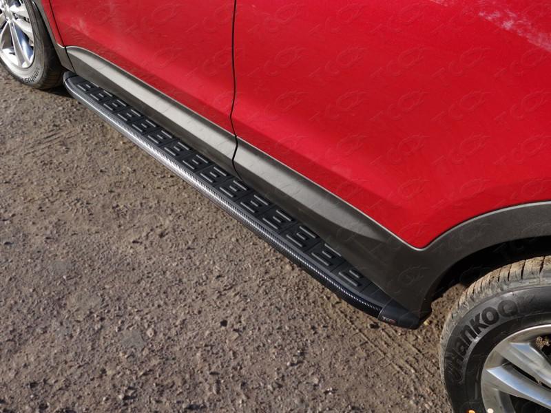 Пороги алюминиевые с пластиковой накладкой (карбон черные)1820 мм для автомобиля Hyundai Santa Fe Premium (DM) 2015-2018 TCC Тюнинг арт. HYUNSF4WD15-20BL