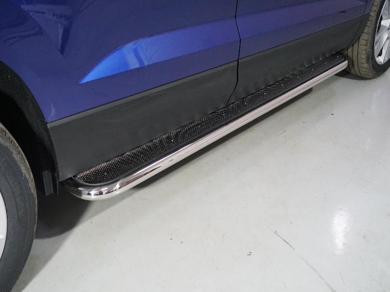 Пороги с площадкой (нерж. лист) 42,4 мм для автомобиля Volkswagen Taos 2021- арт. VWTAO21-23