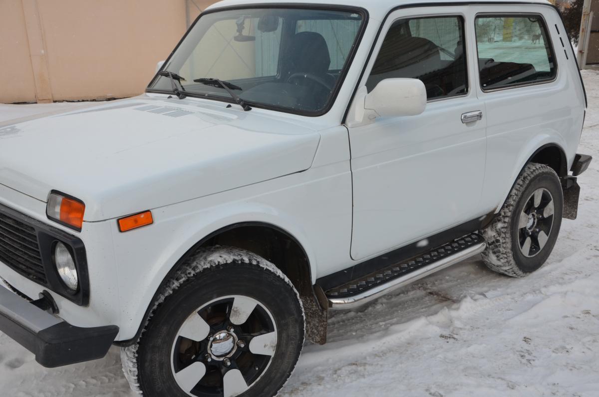 Пороги с накладным листом для автомобиля LADA Niva 2121, Россия CVNV.21.41