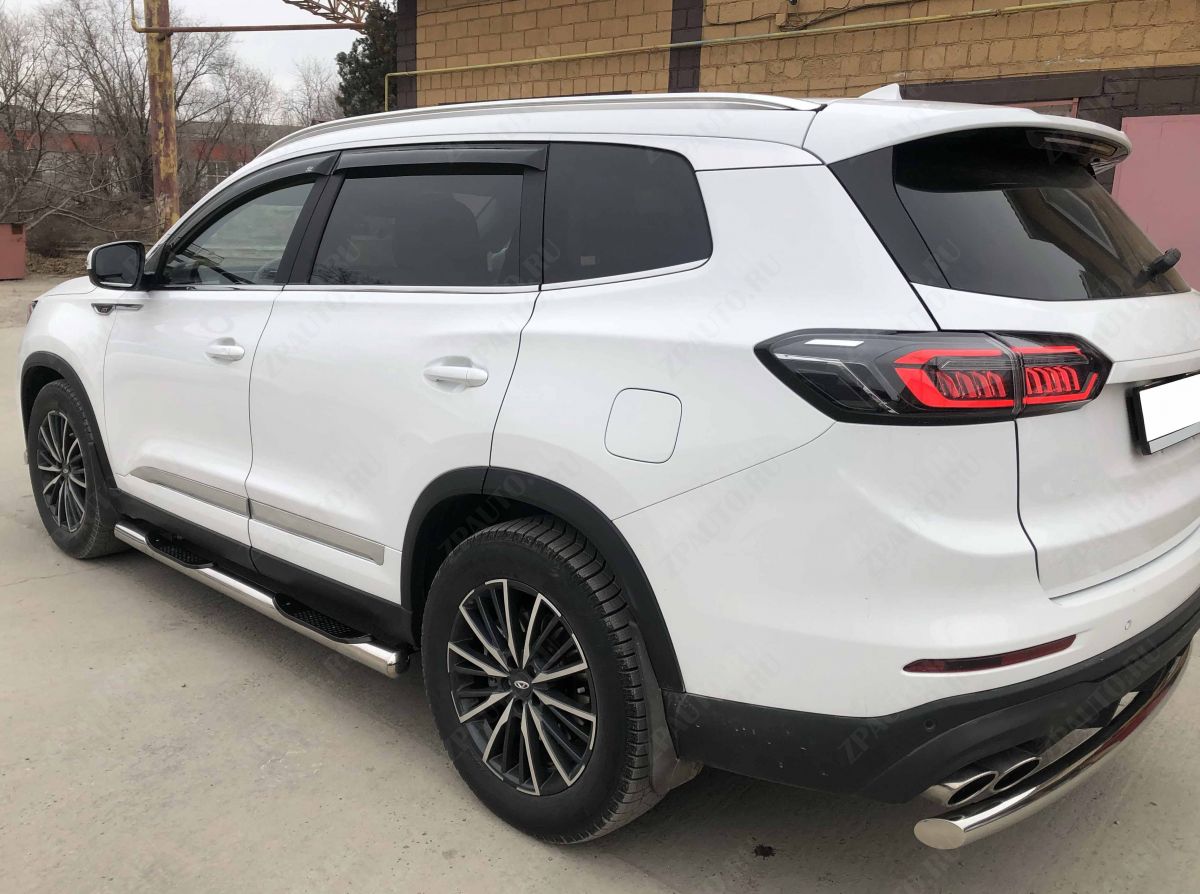 Пороги труба с проступью для автомобиля XCITE X-Cross 8 2025 арт. XCX-CR.8.25.93