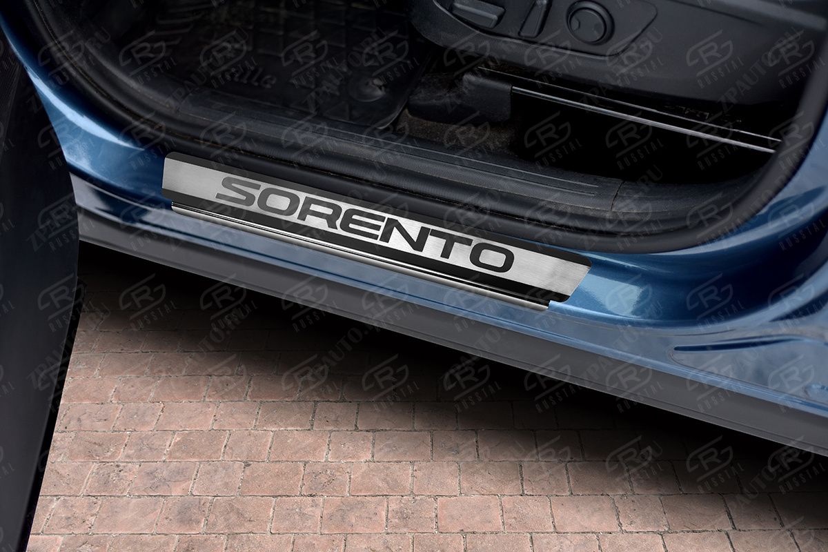 KIA SORENTO 2020- Накладки на пороги RUSSTAL (нерж., шлиф., надпись) KSOR20-03
