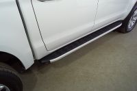 Пороги алюминиевые с пластиковой накладкой (1920 из 2-х мест) Sollers ST8 2025- арт. SOLST825-04AL