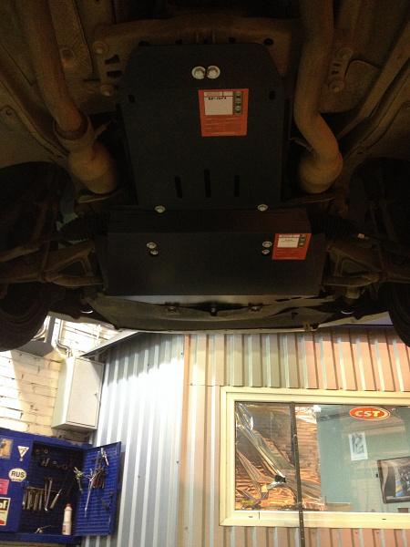 Защита АКПП для CHRYSLER 300 C - для 0703  2004 - 2010, V-3.5 ; 5.7 ; 6.1 4wd, Sheriff, сталь 2,5 мм, арт. 04.0704