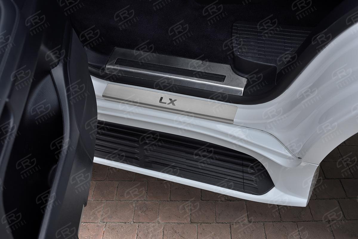 Накладки на пороги RUSSTAL (нерж., шлиф., надпись) LEXLX15-03 для LEXUS LX450d-LX570 (not F-Sport) 2015-