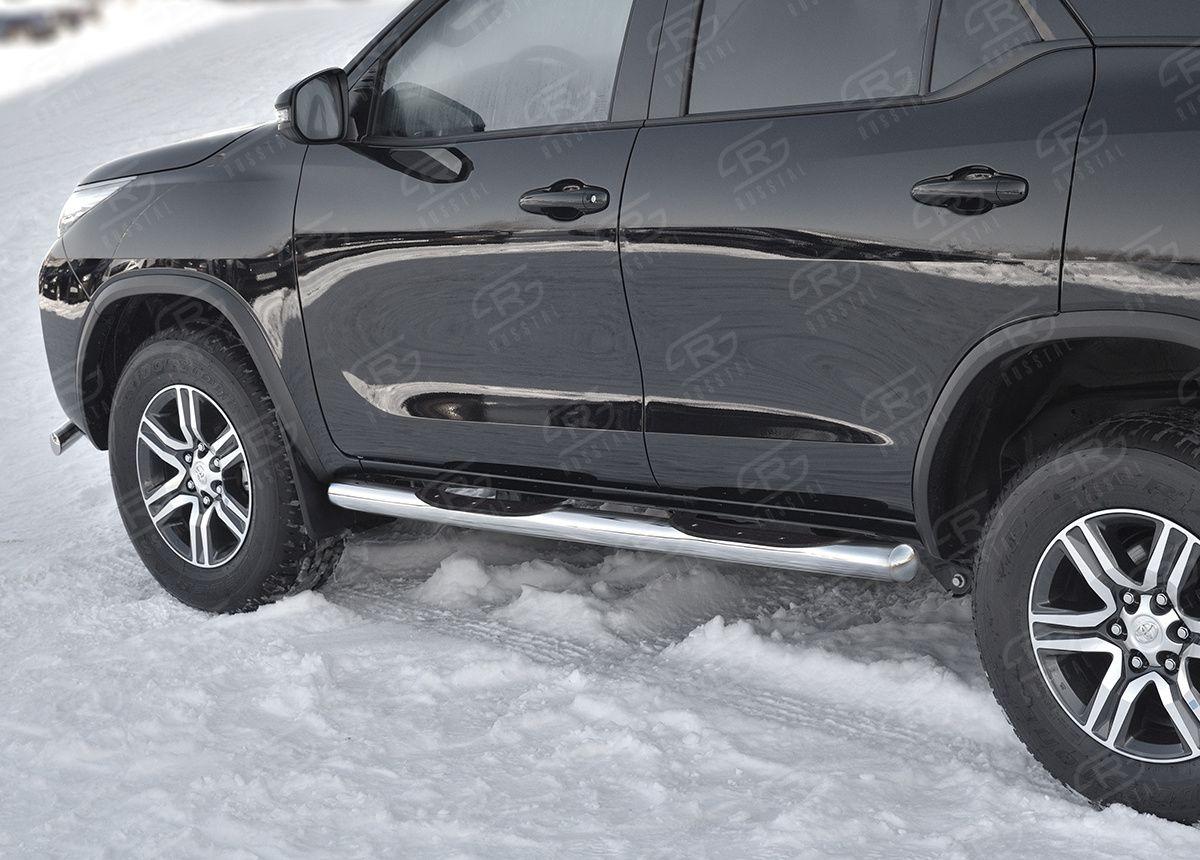 Пороги труба d76 с накладкой вариант 3 на Toyota Fortuner 2017, Slitkoff TFT-0028857