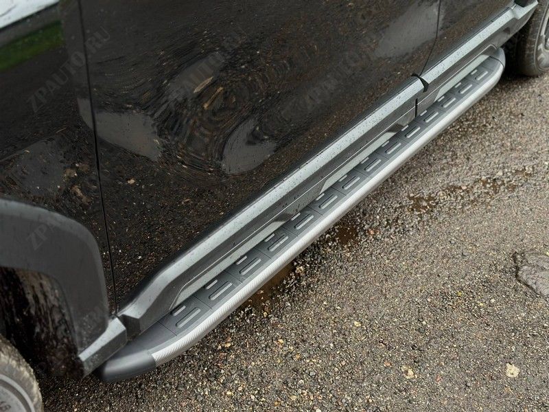 Пороги алюминиевые с пластиковой накладкой (карбон серые) 1720 мм Haval H3 1.5 2WD 2024 арт. HAVH324-04GR