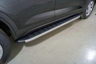Пороги алюминиевые с пластиковой накладкой (карбон серебро) 1720 мм для автомобиля Hyundai Creta 2021- арт. HYUNCRE21-24SL