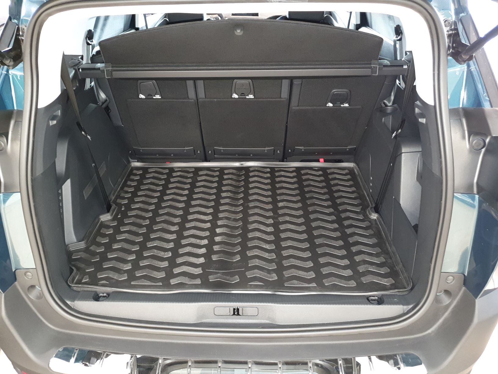 Ковер багажный модельный (высокий борт) для Peugeot 5008 (2017-)  (5 мест.сложен 3 ряд), Элерон, арт. 71614