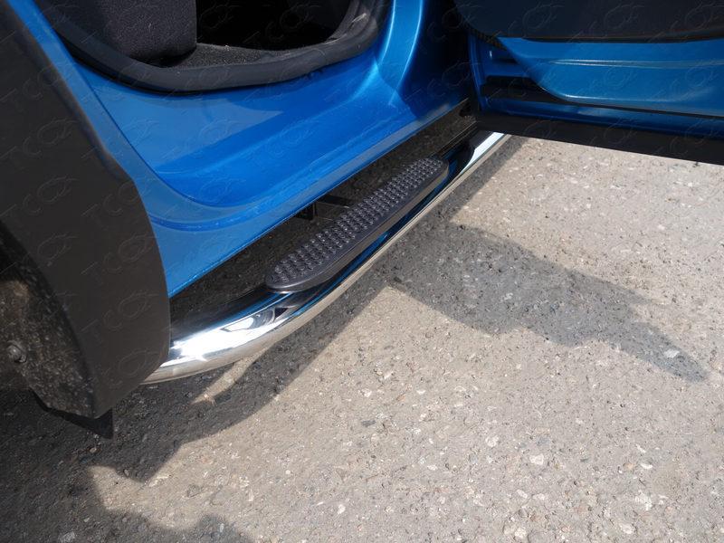 Пороги овальные гнутые с накладкой 75х42 мм для автомобиля Renault Kaptur 2016-, TCC Тюнинг RENKAP16-21