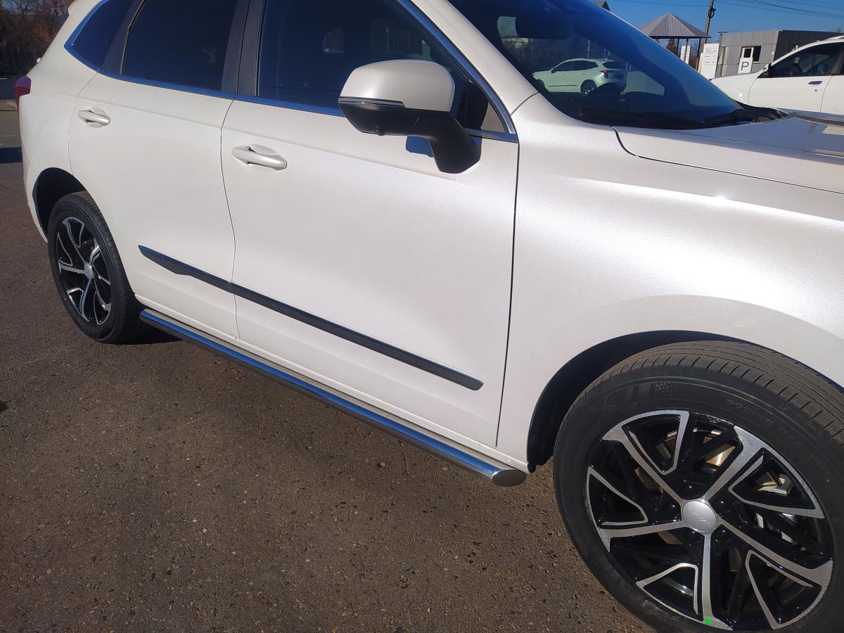 Защита штатного порога труба для автомобиля HAVAL Jolion 2021 арт. HVJ.21.32