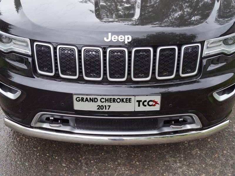 Решетка радиатора верхняя (лист AL) 7 шт для автомобиля Jeep Grand Cherokee 2017-, TCC Тюнинг GRCHER17-10