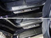 Накладки на пороги с гибом (лист зеркальный надпись Toyota) 4шт для автомобиля Toyota Land Cruiser 200 2015- (кроме EXECUTIVE)