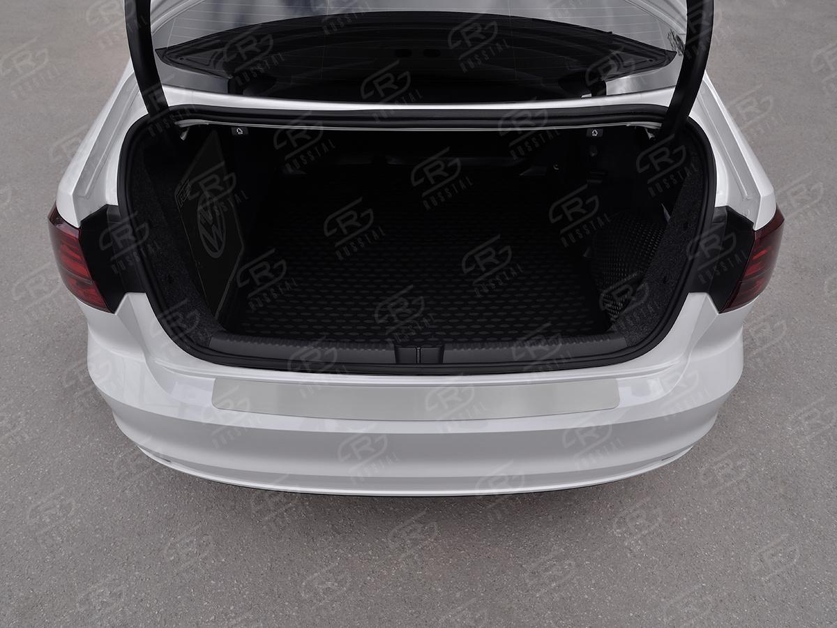 VolksWagen Jetta 2014-2018 Накладка на задний бампер RUSSTAL (нерж., шлиф) VWJETN-003473