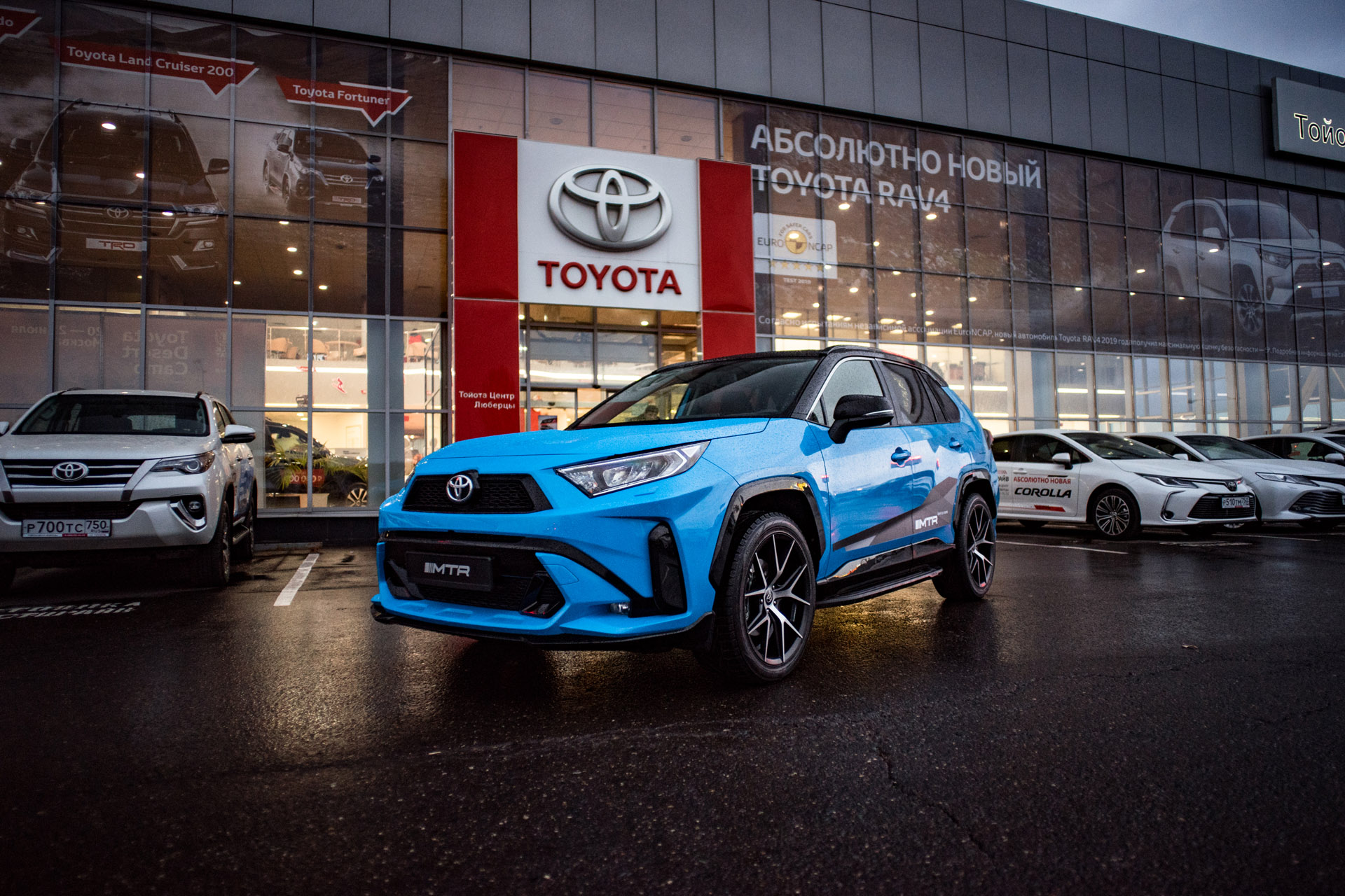 Комплект бамперов в сборе с насадками для Toyota RAV4 2018-2025, MTR, арт. MTR-XA50-190451