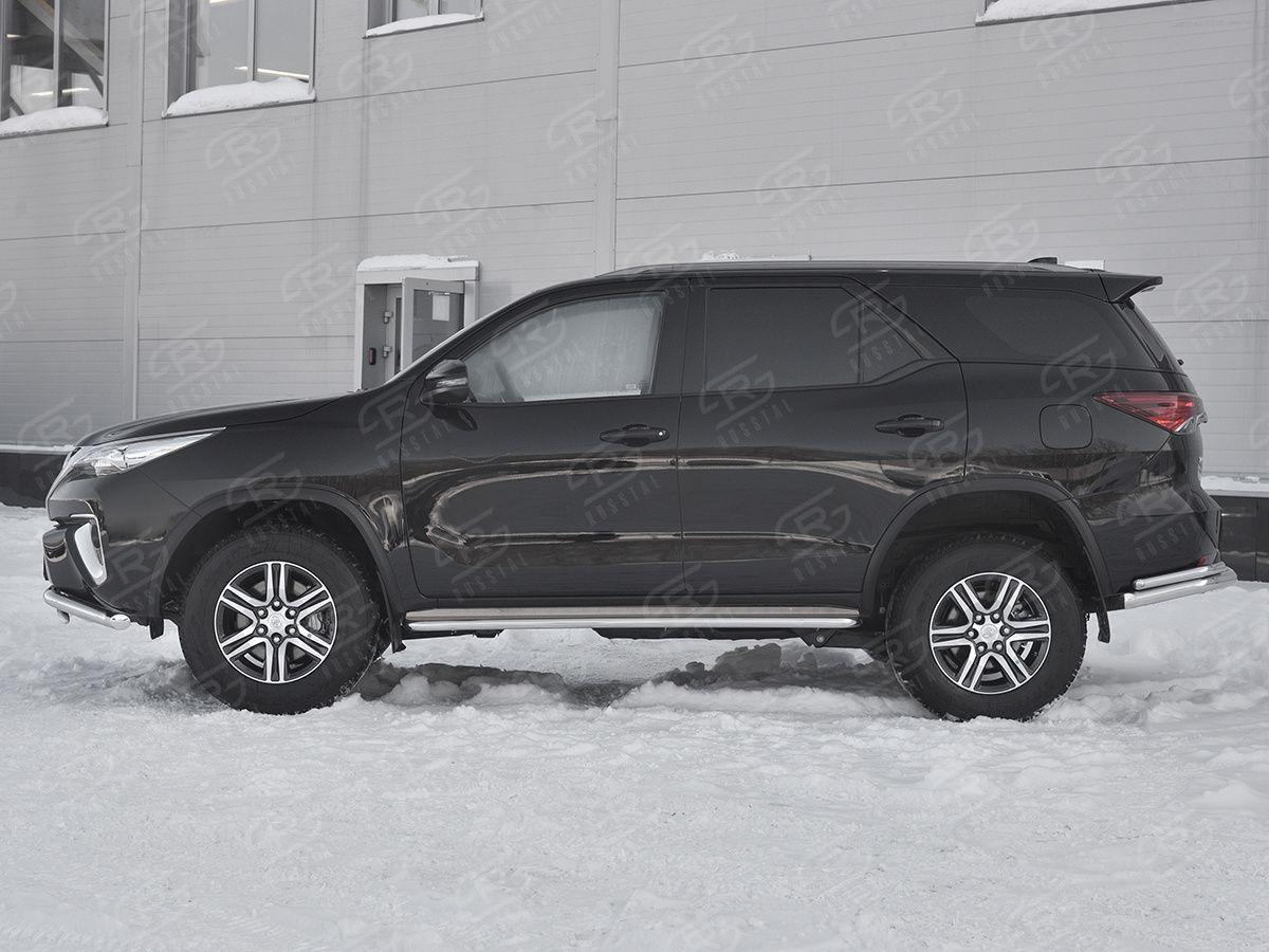 Пороги труба d42 с листом вариант 3 на Toyota Fortuner 2017, Slitkoff TFL-0028823