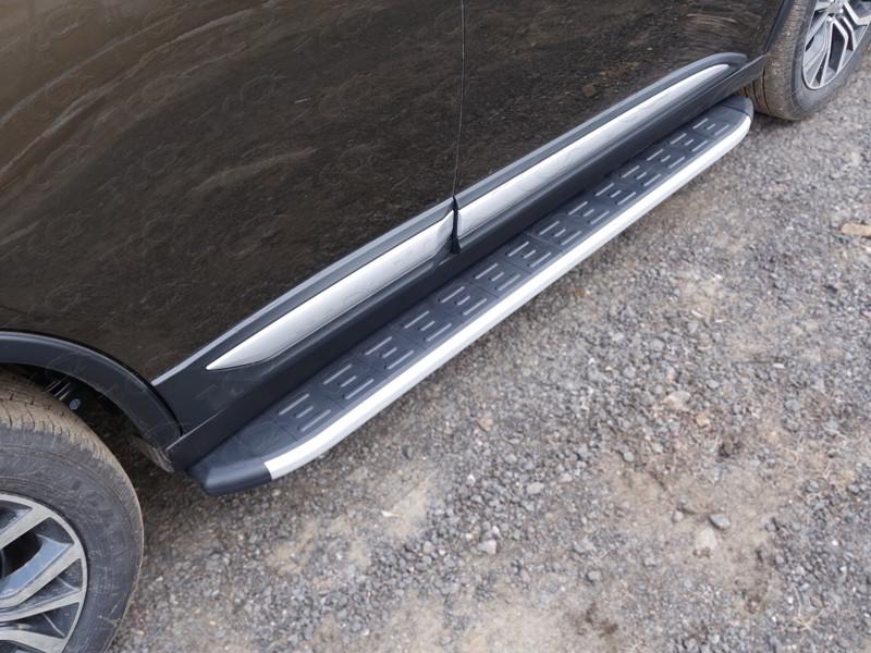 Пороги алюминиевые с пластиковой накладкой 1720 мм для автомобиля Mitsubishi Outlander 2015-2018, TCC Тюнинг MITOUT15-17AL