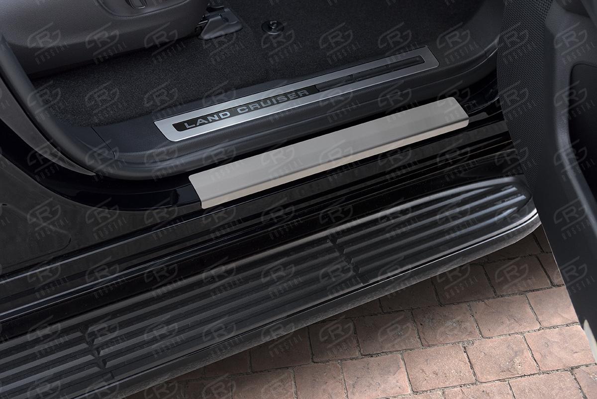 TOYOTA LAND CRUISER 300 70TH ANNIVERSARY 2021- Накладки на пороги RUSSTAL (нерж., шлиф) TLC30021-02