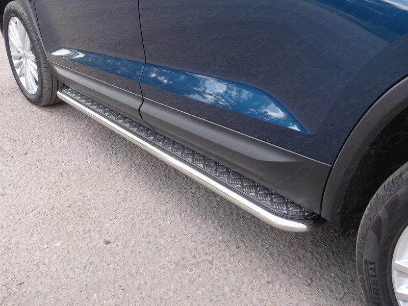 Пороги с площадкой 42,4 мм для автомобиля Skoda Kodiaq 2017-, TCC Тюнинг SKOKOD17-01