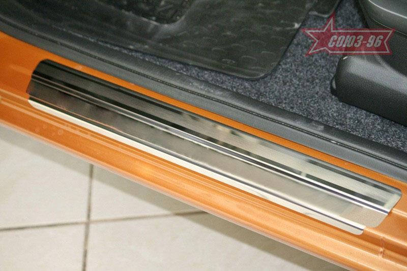 Накладки на внутренние пороги без логотипа на металл для Nissan Note 2009, Союз-96 NNOT.31.3223