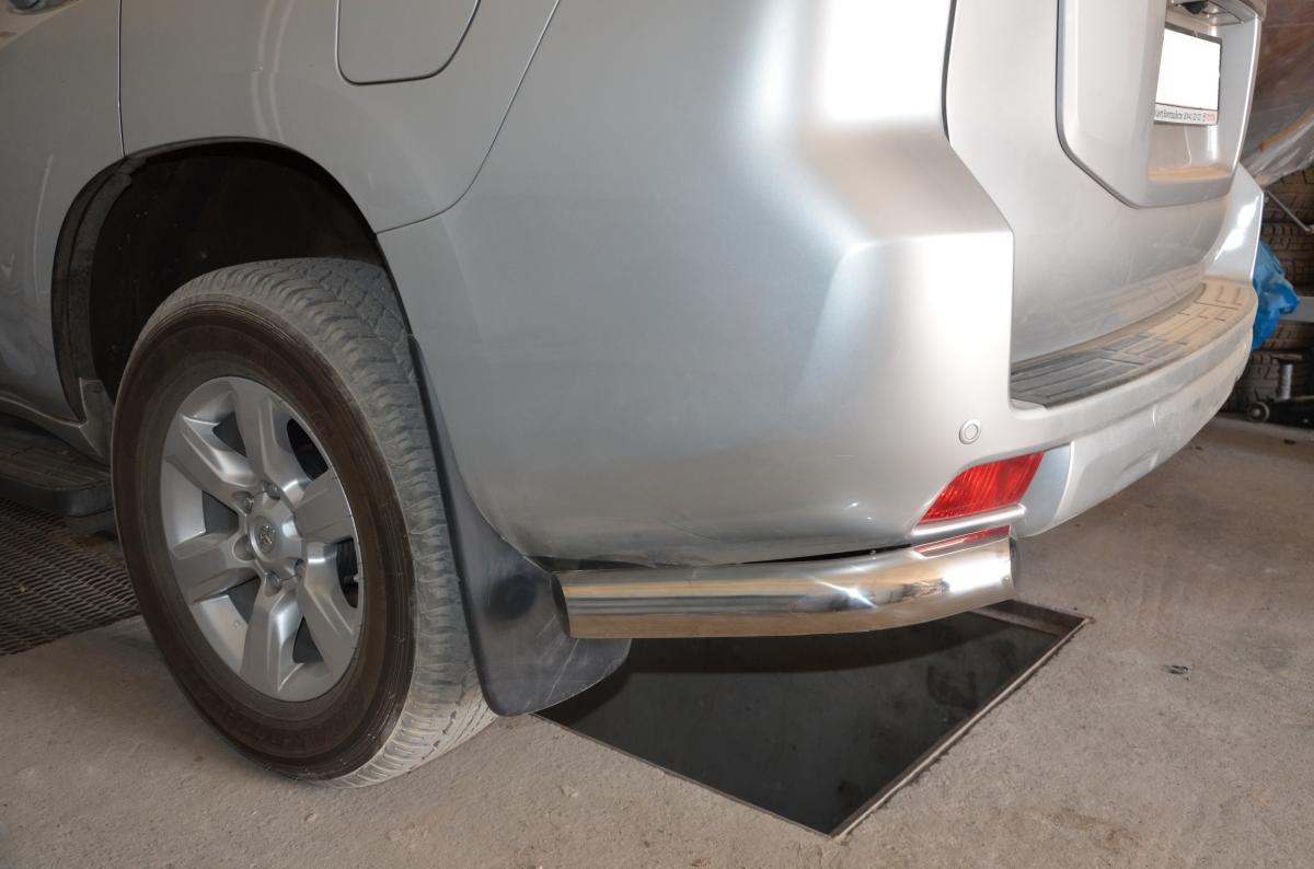 Защита заднего бампера угловая малая Toyota Land Cruiser 150 Prado 2017, TLCP150.17.17, Россия