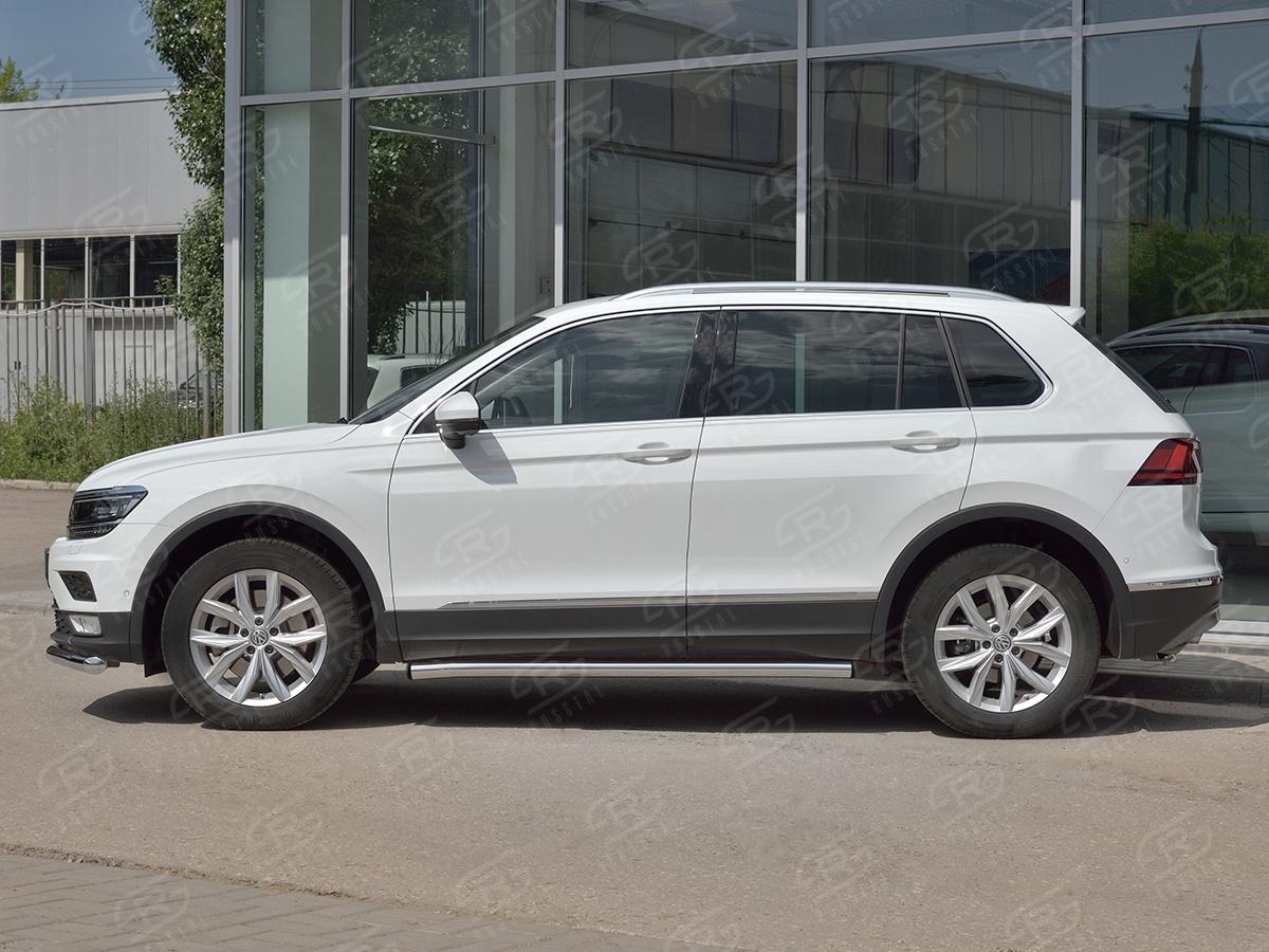 VOLKSWAGEN TIGUAN 2020- (кроме R-LINE) Пороги труба d57 секции (вариант 2) VGT-0035792