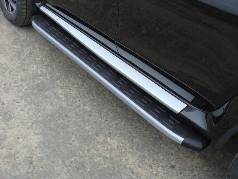 Пороги алюминиевые с пластиковой накладкой (карбон серебро) 1720 мм для автомобиля Nissan Terrano 2014-, TCC Тюнинг NISTER14-12SL