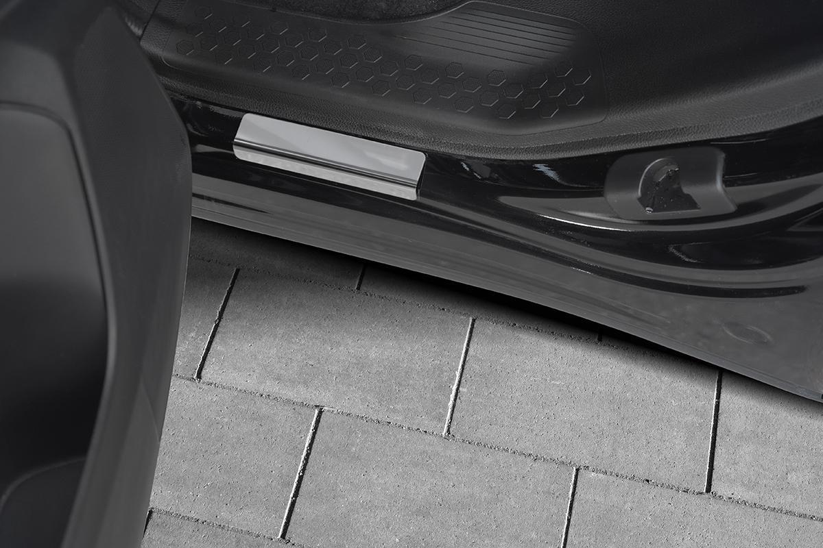 Накладки на пороги RUSSTAL (нерж., зеркало) SBFOR13-01 для SUBARU FORESTER(SJ) 2016-2018