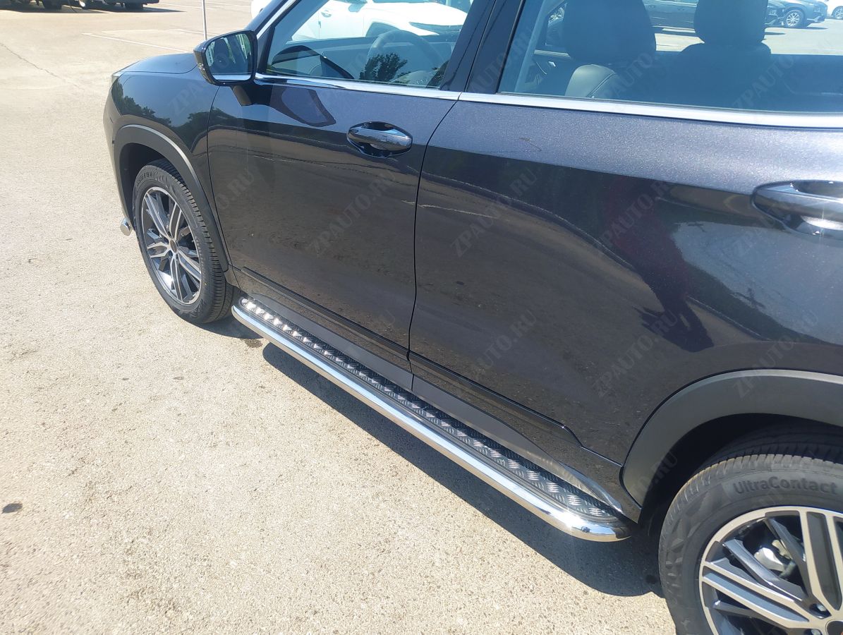 Пороги с накладным листом для автомобиля CheryExeed LX 2022 арт. CHELX.22.41